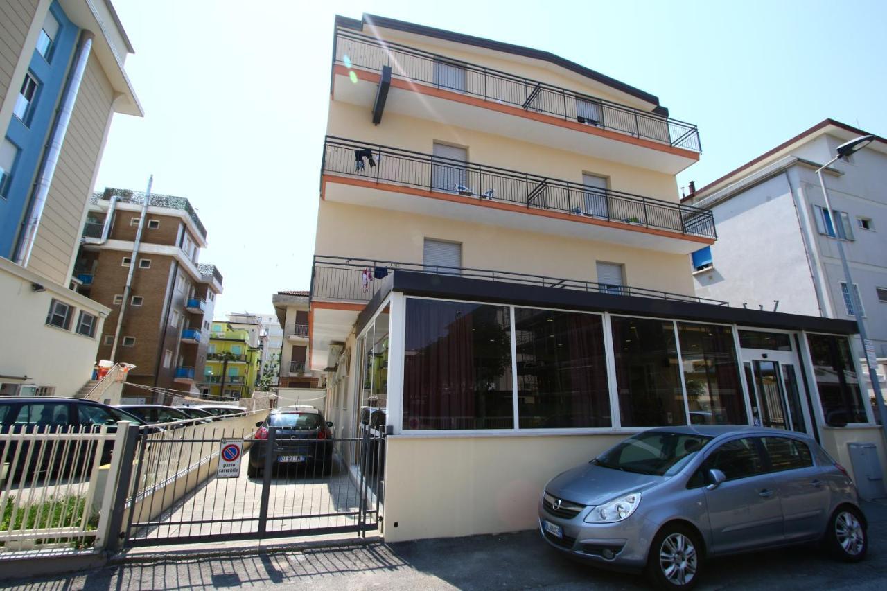 Hotel Arena Rimini Exterior photo